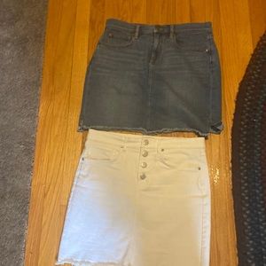 Loft outlet denim skirt lot of 2 denim and white size 8